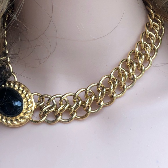 Vintage Heavy gold Monet Necklace 15β black enamel - Picture 2 of 6